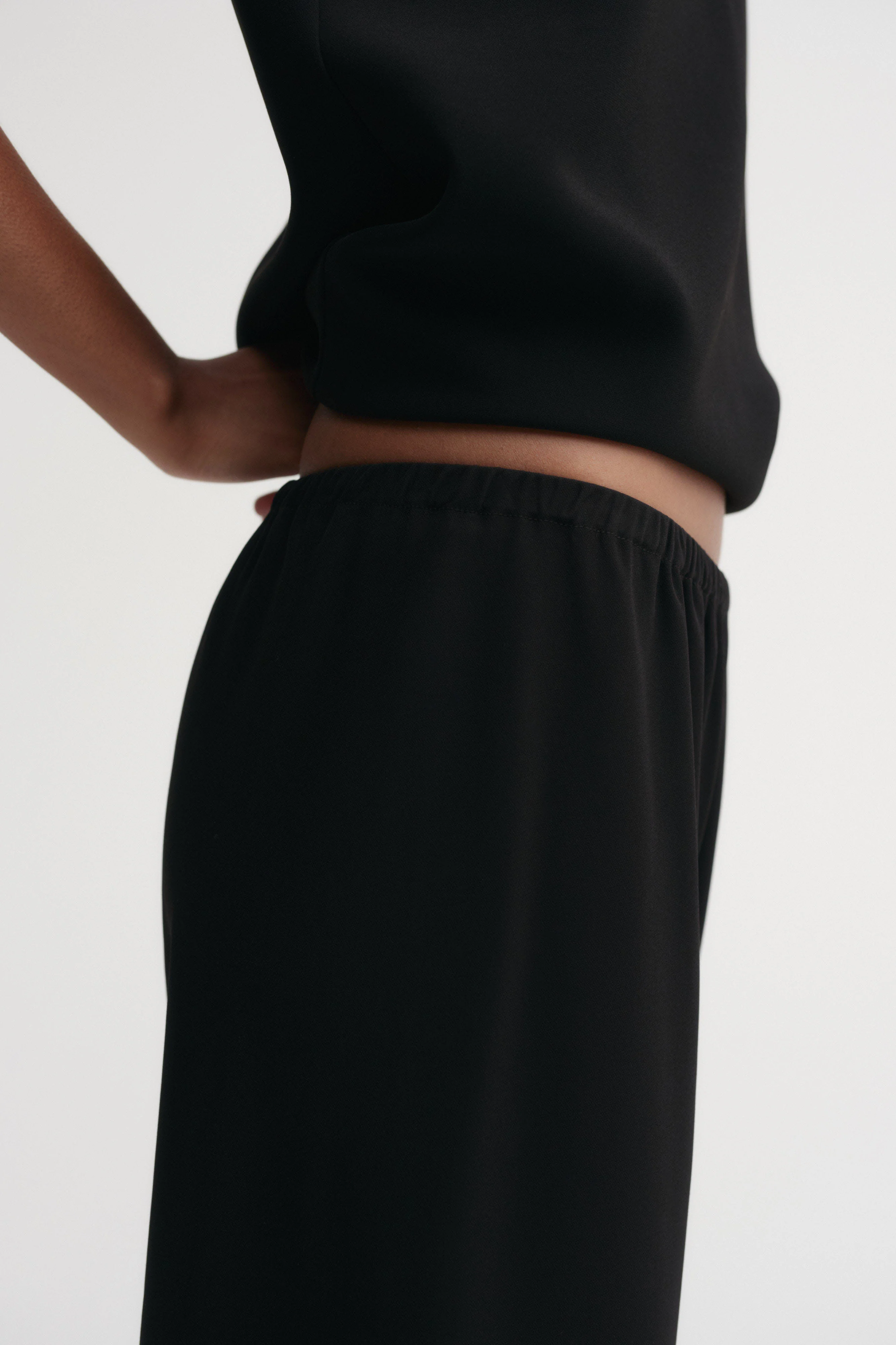 Bea Crepe Pants, black - Image 3