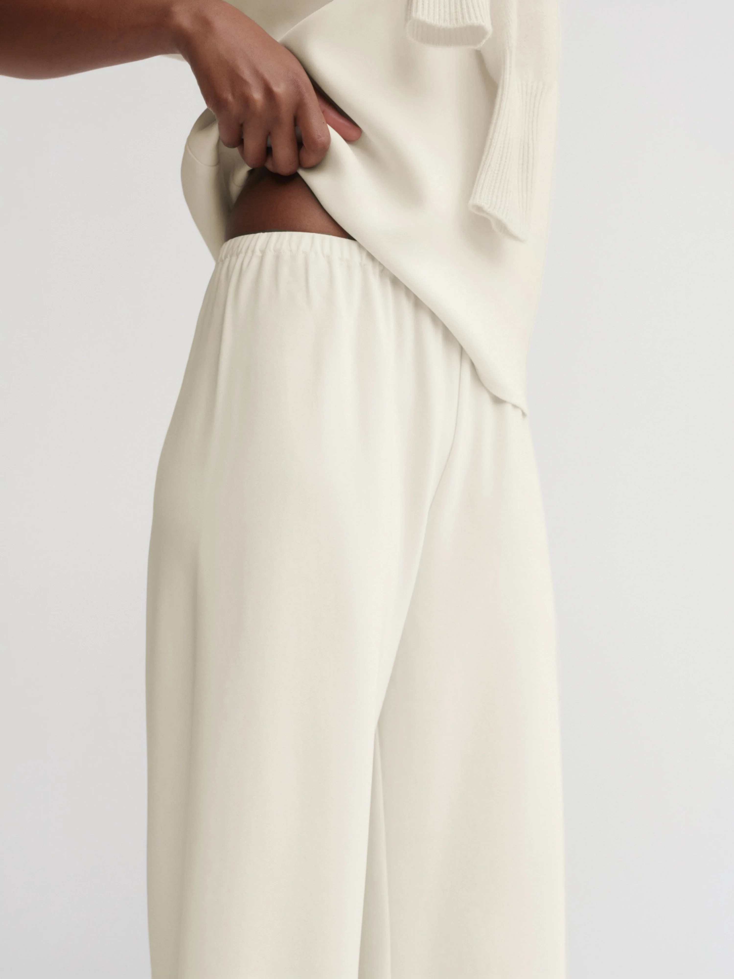 Bea Crepe Pants, cream - Image 3
