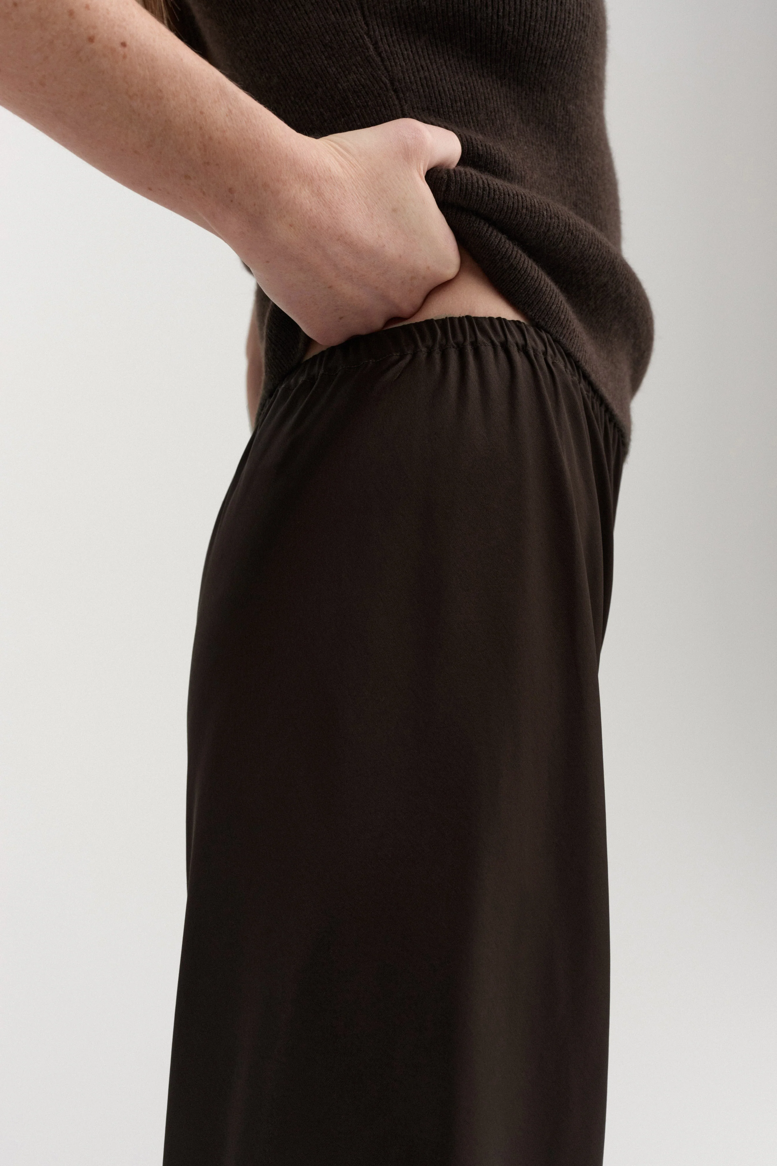 Bias Satin Pants, chocolate - Image 3
