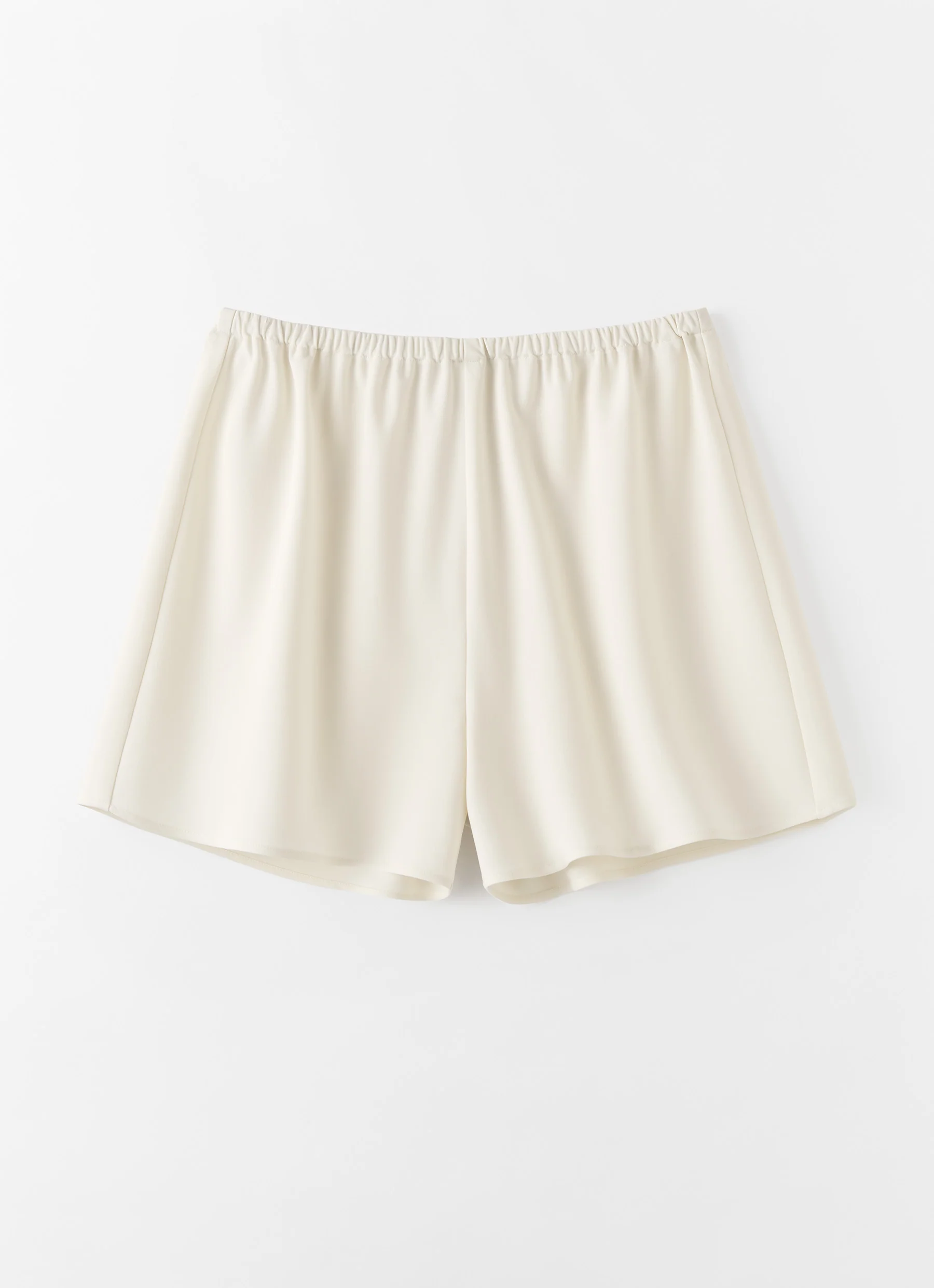 Bim crepe shorts, cream - Image 6