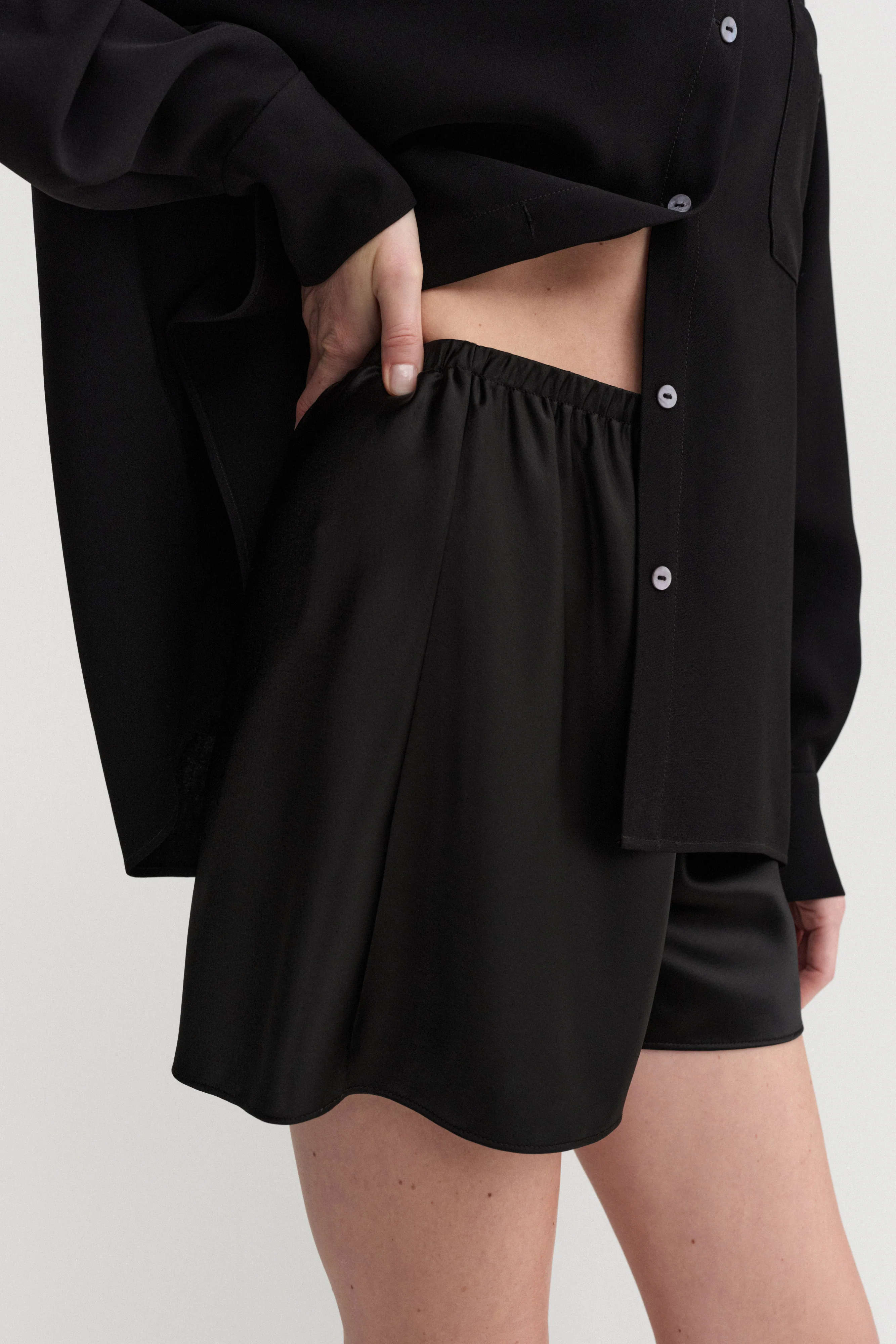 Bim Satin Shorts, black - Image 4