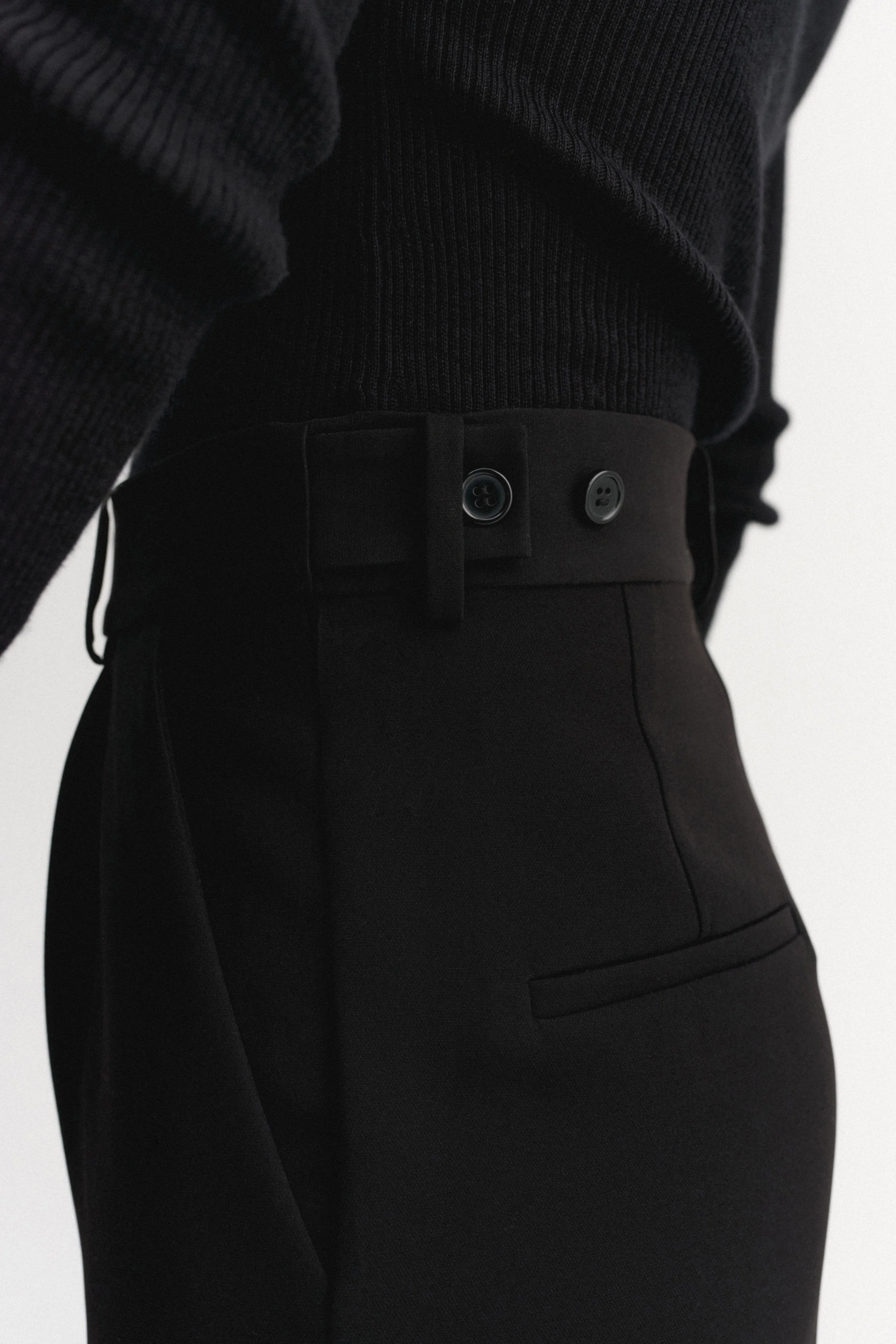 Blair Crepe Shorts, black - Image 3