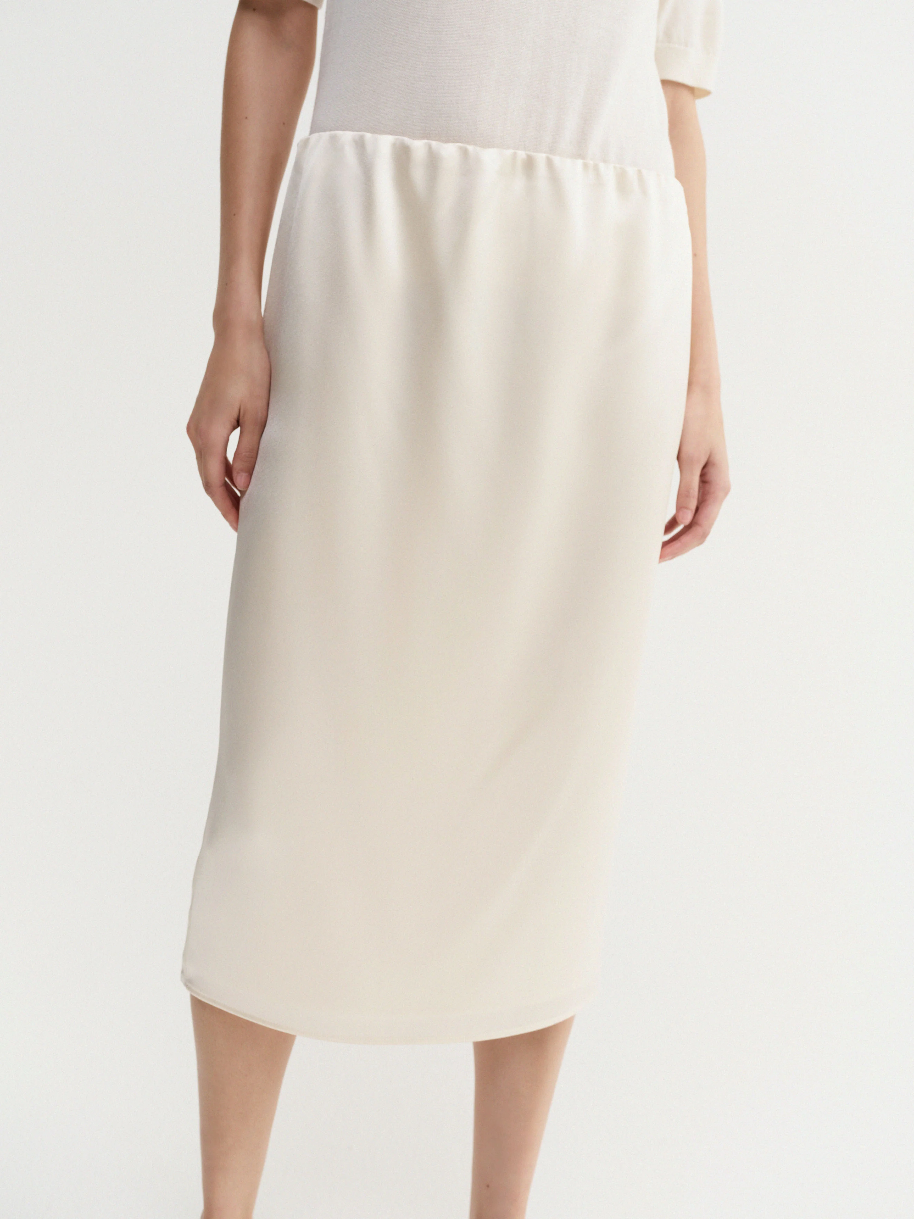 Liu satin skirt, vanilla - Image 4