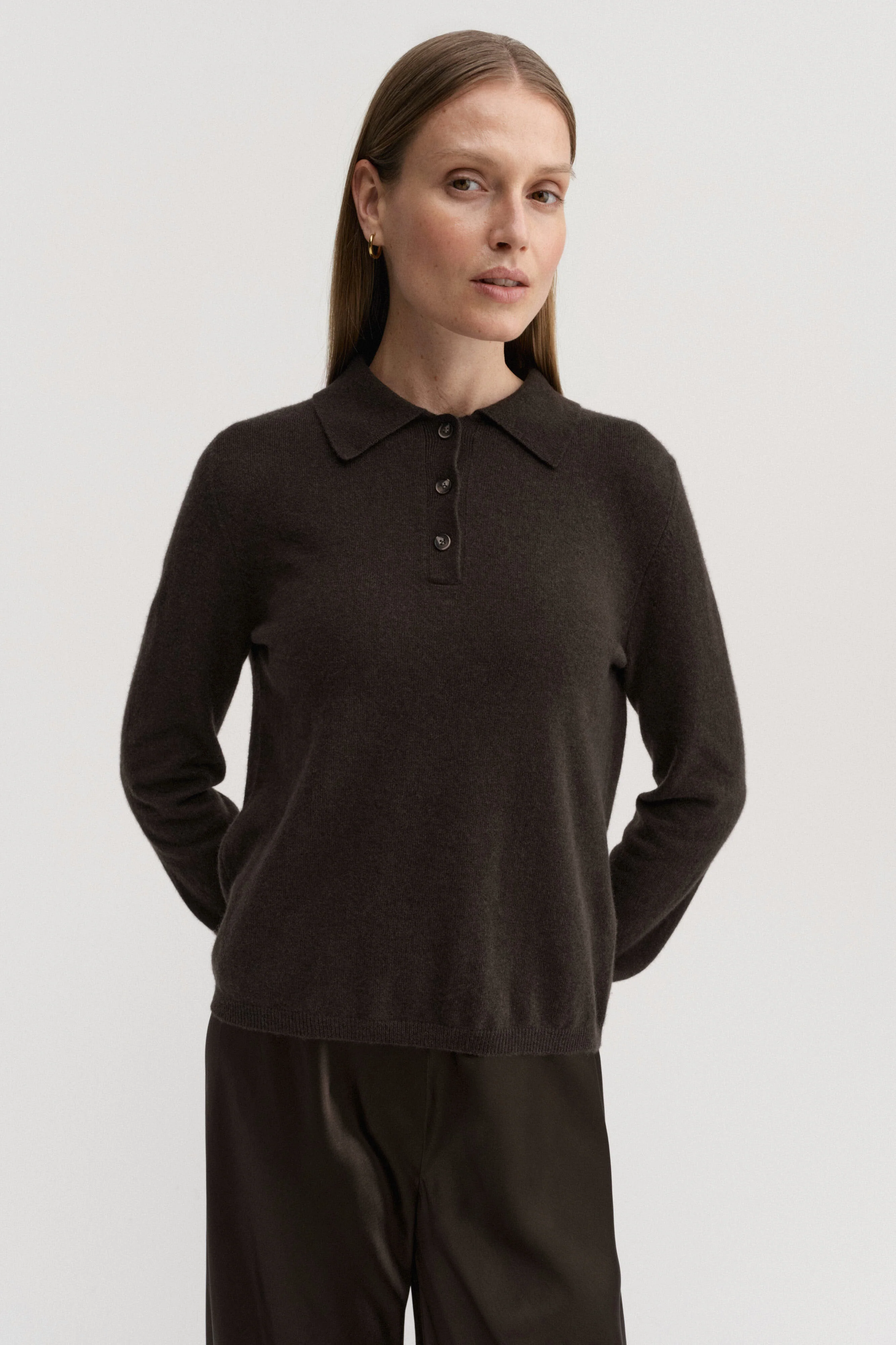 Minou Collar Sweater, chocolate - Image 2